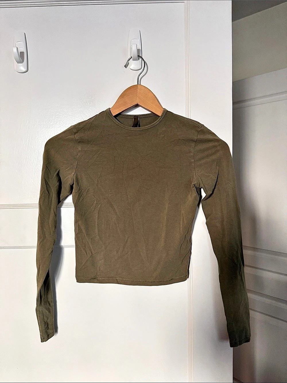 Skims Cotton Jersey Long Sleeve T-Shirt Olive XS